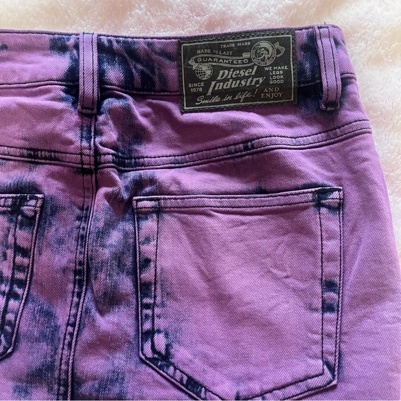Authentic Diesel Acid Purple & Black Mini Skirt - Picture 4 of 6